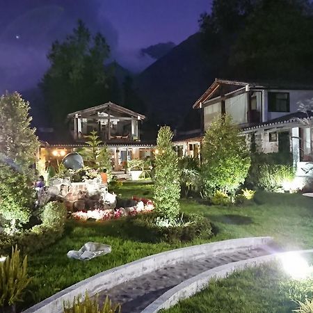 Villa Mimi Отавало Екстериор снимка